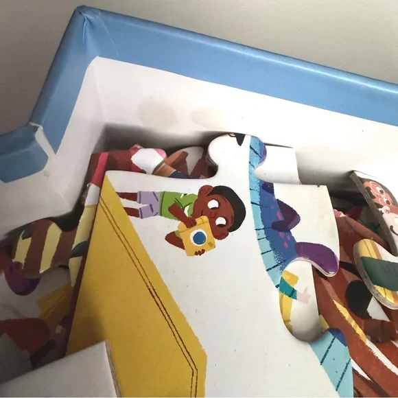 Crocodile Creek “Day at the Museum” Dinosaur Puzzle - 48 pieces - Picture 5 of 5